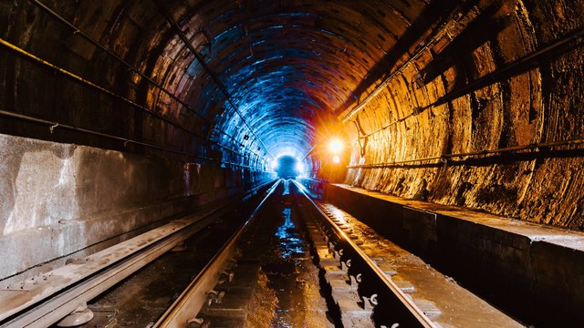Rescatan a 18 mineros que estuvieron 17 horas atrapados en mina de Antioquia