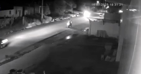 Motociclista morre após se chocar de frente com carro