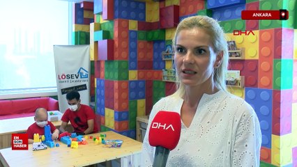 Kemik kanseri hastası oğlu için kendi tedavisini yarım bıraktı