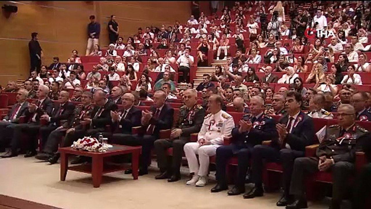 Cumhurbaşkanı Erdoğan: "Geçmişin siper savaşlarının yerini bugün artık siber savaşlar almış durumda"