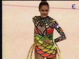 Tchachina 2 Cerceaux Gala Ch Monde  2003