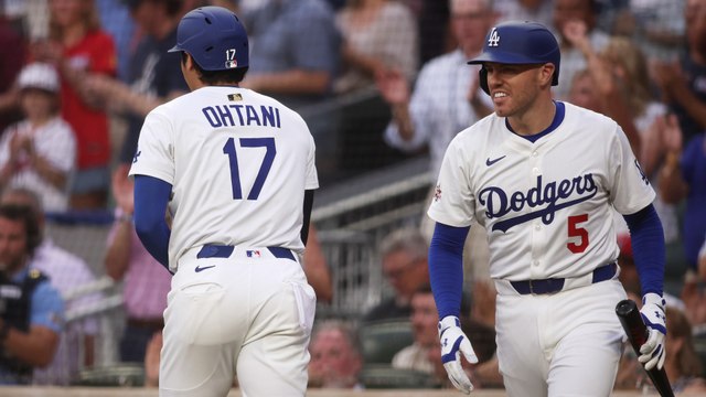 NL Playoff Outlook: Dodgers Lead, Wild Card Race Heats Up