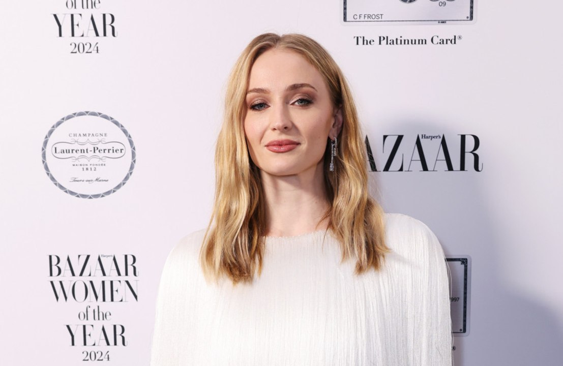 Sophie Turner et Kit Harington réunis pour jouer un couple : “C'est bizarre pour nous tous”