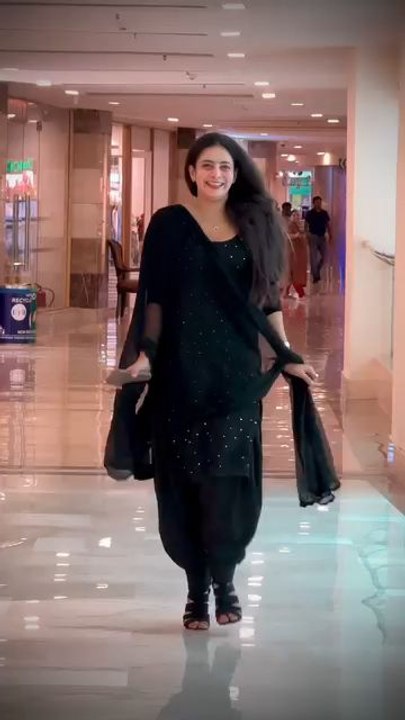 blue ya black Watch this video. And make this video viral on Dailymotions, France. Because whatever views it gets on Dailymotions, we watch it