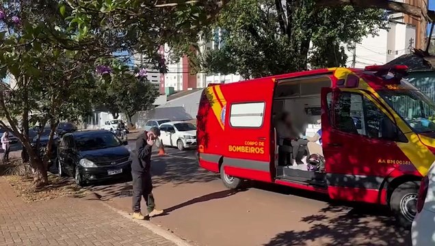 Motociclista fica ferida em colisão envolvendo três veículos no Centro de Cascavel