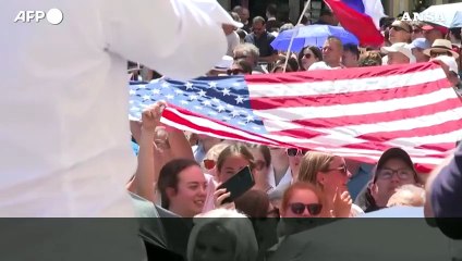 Il Papa all'Angelus: "Si fermi subito la barbarie della guerra"