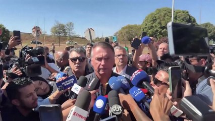 브라질 법원, 전 대통령에 '전자발찌 부착' 명령...경찰, 가택 수색 / YTN