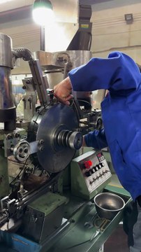 We Offer Door-to-Door Service for Bulk Screws#fastener#fastenal#bolts factory#screw factory#screw manufactur#bolts manufactur#fastening screws#screws and fasteners#mounting screw