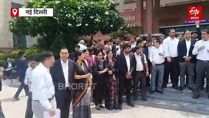 साकेत कोर्ट में दिल्ली पुलिस के खिलाफ वकीलों की हड़ताल, जमकर की नारेबाजी, जानें क्या है पूरा मामला