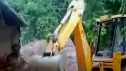 UP में कहां हुआ हत्या के आरोपियों पर बुलडोजर एक्शन?