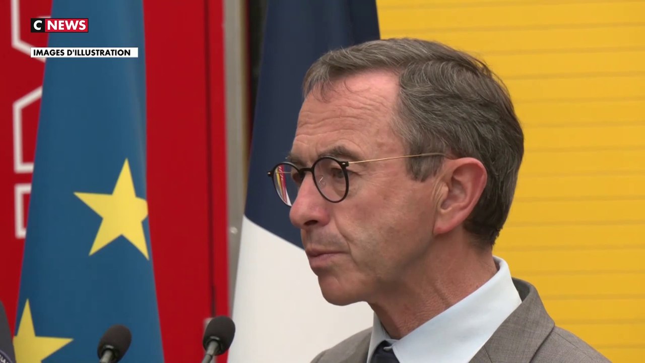 Algérie : la "diplomatie des bons sentiments a échoué" affirme Bruno Retailleau