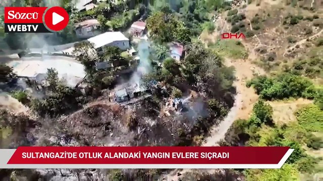 Sultangazi'de otluk alandaki yangın evlere sıçradı: İki gecekondu kullanılamaz hale geldi