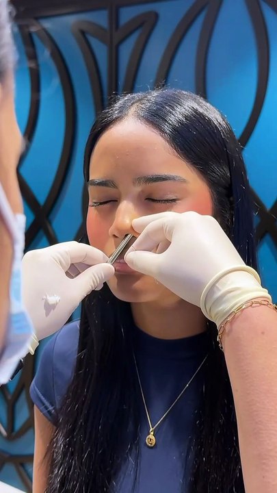 Nostril? More Like GLOW-stril! ✨#nosepiercing #septumpiercing #bellybuttonpiercing #navelpiercing
