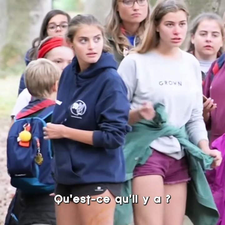 Cet enfant doit être terrifié par son père ! (Caméra Cachée)