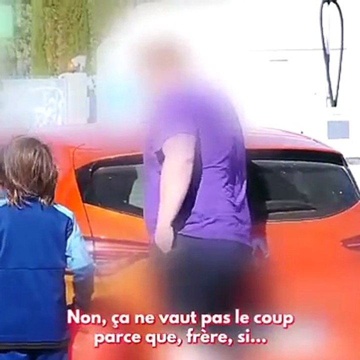 Demander de l'aide pour faire le plein (et on l'offre aux plus généreux) - Expérience Sociale