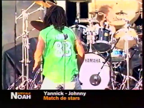 Johnny Hallyday – Tournée des Stades 2003 | Sujet M6 dans Plus vite que la musique (Spéciale Yannick Noah)