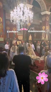 Παντρεύτηκαν Τζώνη Καλημέρης & Ελπίδα Ιακωβίδου - Το νυφικό και το επίκαιρο δώρο στους καλεσμένουν