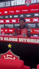 Romarinho fala sobre os torcedores que duvidam do futebol dele por conta da idade