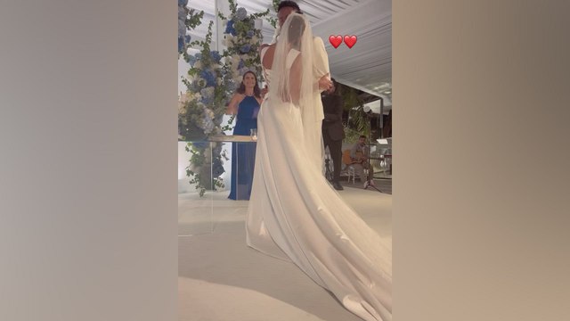 El beso de Militao y su novia en la boda