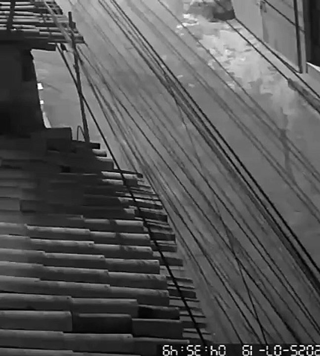 Tiroteio entre PM e criminosos na Barra do Ceará deixa um morto