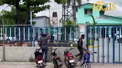 Sud.-Sit-in pou di otorite yo retounen ak vòl ayeryèn yo nan ayopò Okay
