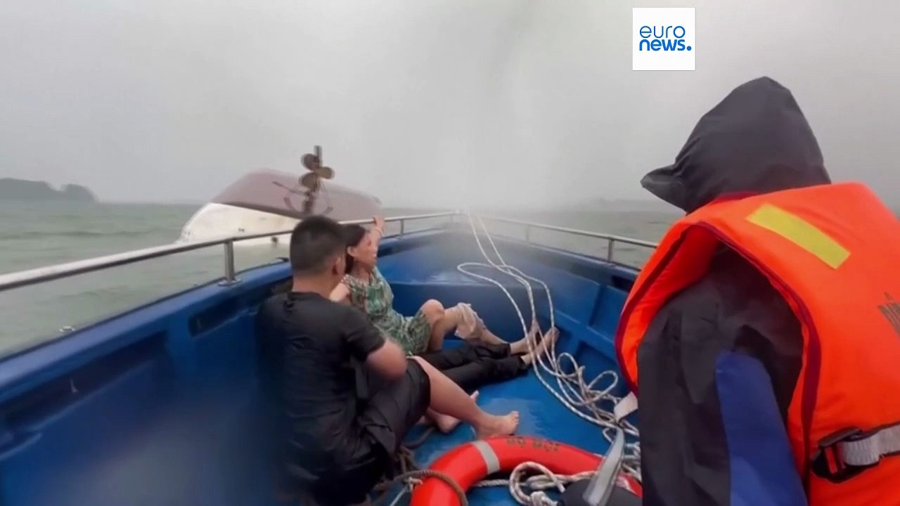 Трагедия в бухте Халонг во Вьетнаме: более 30 ч...