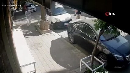 İstanbul'da taciz dehşeti! Önce laf attı, sonra ayağını ezdi!