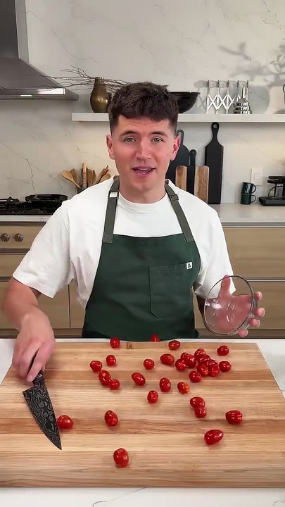 Tomato Slicing Hack