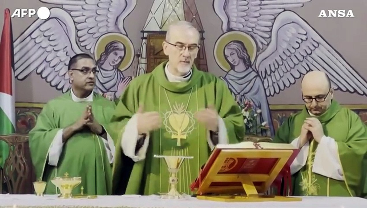 Pizzaballa conclude la visita a Gaza con una messa nella chiesa colpita