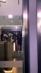 Marcus Rashford en el aeropuerto de Barcelona tras aterrizar para fichar con el Barça