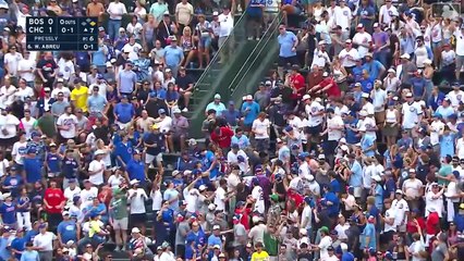 Wilyer Abreu suma par de vuelacercas ante Chicago