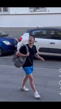 Daniele condotta quando avvisi mamma che vai al mare con gli amici