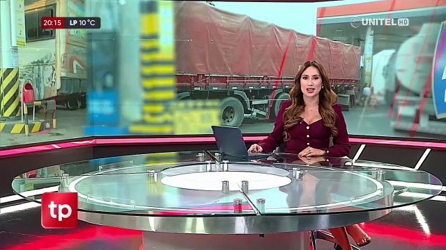 “Seguimos peregrinando por el diésel”: Choferes dicen que las filas por combustible son constantes en los surtidores 