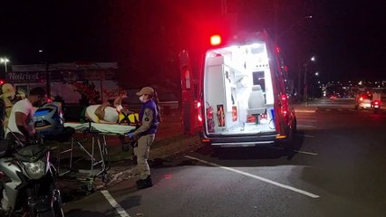 Motociclista fica ferido após forte acidente no bairro São Cristóvão, em Cascavel