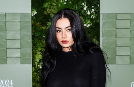 La recepción de la boda de Charli XCX contó con solo 20 invitados