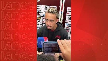 Matheus Gonçalves pede desculpas por comentário e se diz feliz no Flamengo