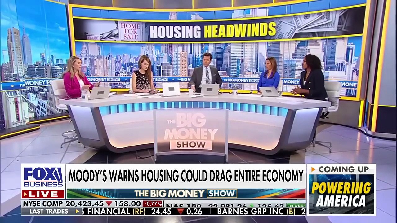 Moody’s Warning: US Housing Market Crash? | Real Estate News 2025