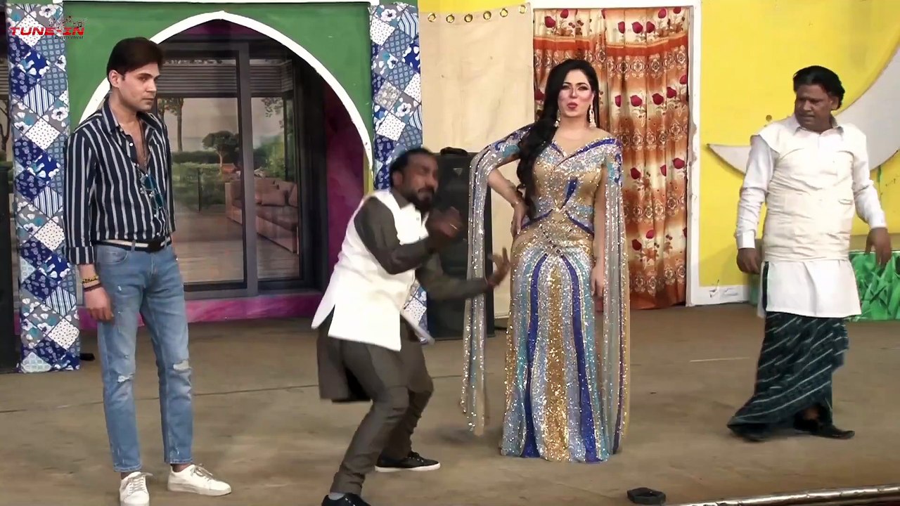 Mehak Mailk And Nadeem Chitta Best Comedy Performance - New Punjabi Stage Drama  Clips 2023