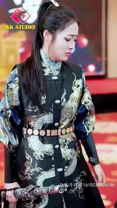 誰も見捨てた怪我の老人…たった一人、田舎娘だけが手を差し伸べた→まさかの正体は超大物CEO #中国ドラマ #短編ドラマ #ショートドラマ #日本映画 #日本のドラマ