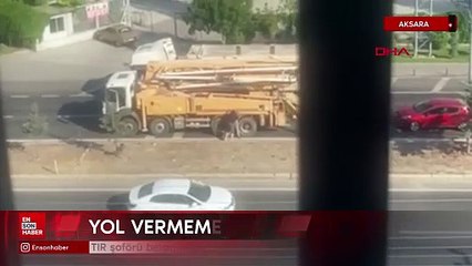 Aksaray'da 'yol vermeme' kavgası