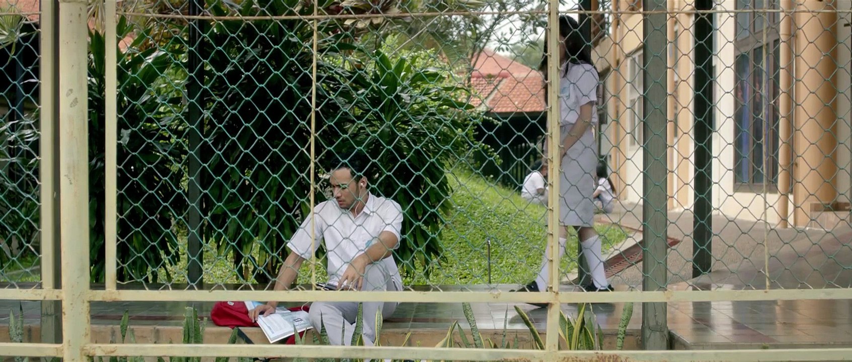 Galih & Ratna (2017)