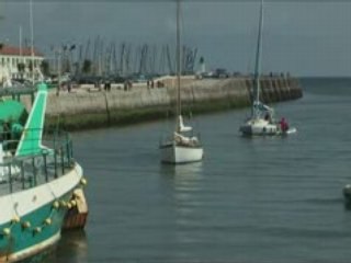Le blocus du port des sables d'olonne continue