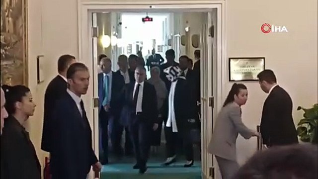 MİT Başkanı İbrahim Kalın, AK Parti meclis grubunu ziyaret etti