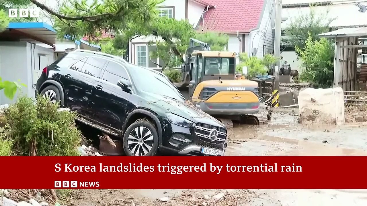 At least 18 dead in South Korea floods and landslides | BBC News