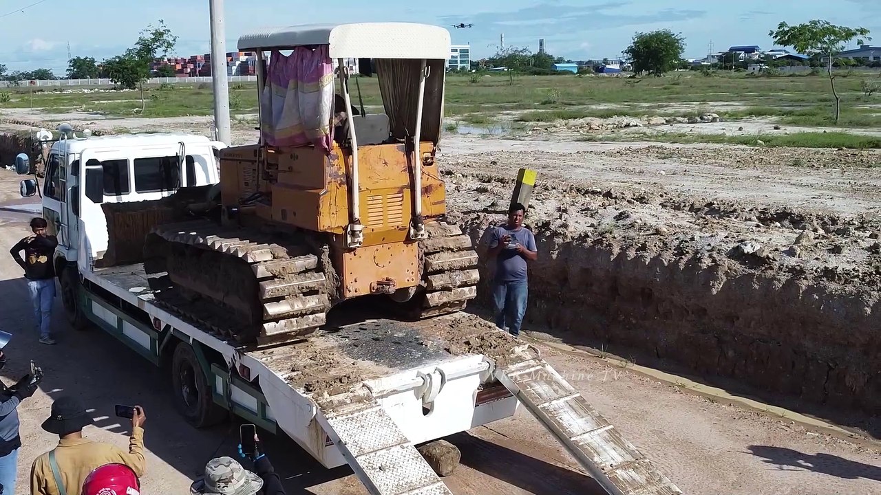 Start New Landfill!! Dump Truck 5T Soil Stone And KOMATSU D31P Operation Pushing