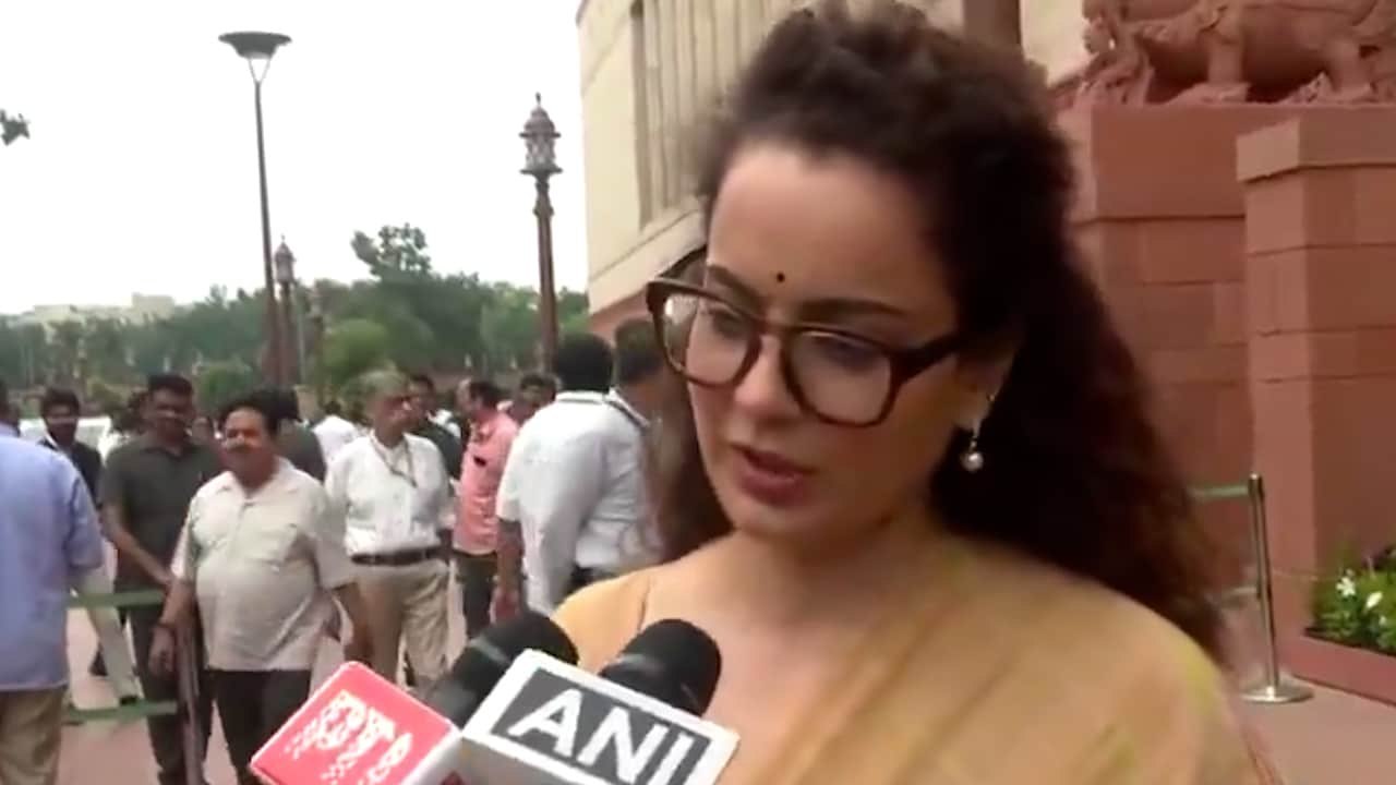 Kangana Ranaut Hits Opposition for Disrupting Parliament
