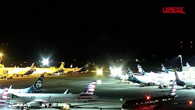 Aerei, Alaska Airlines bloccata da guasto informatico : gli aerei fermi a terra