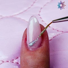 Bling on the nails for this winter season✨