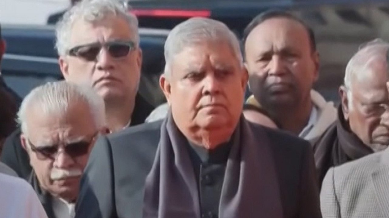 Jagdeep Dhankhar के इस्तीफे पर क्यों उठ रहे सवाल?