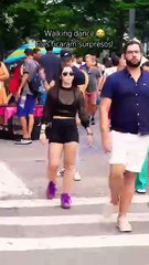 Dançando_e_andando_na_faixa_😂_teria_coragem__Walking_Dance_Shuffle_Dance__#dance_#shuffle_#shorts(360p)